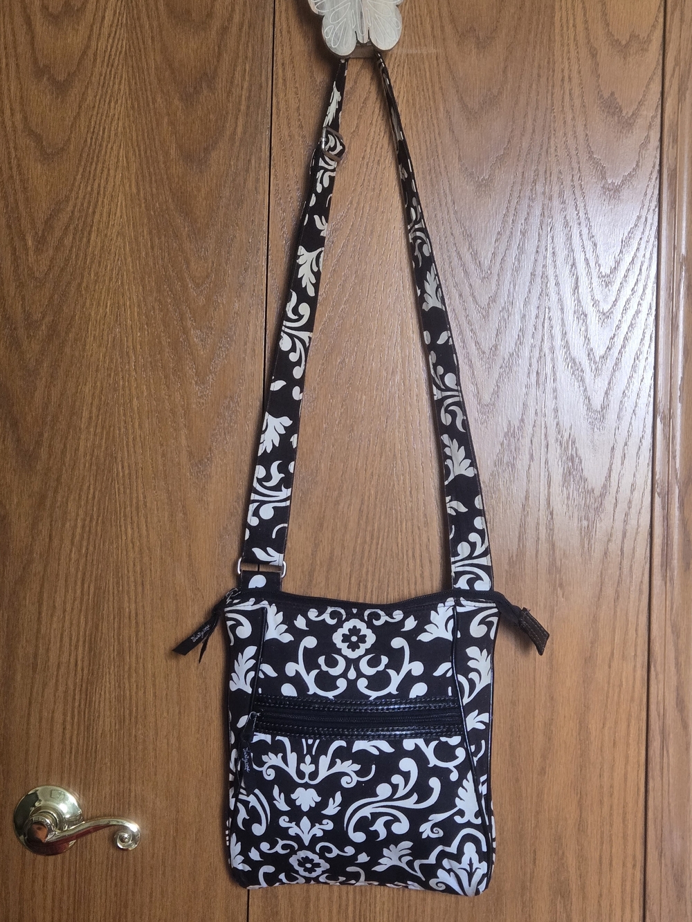 thirty-one Black and White Damask Crossbody Bag